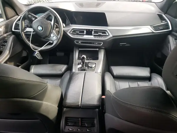 5UXCR6C53KLK82812 2019 BMW X5 - Image 8