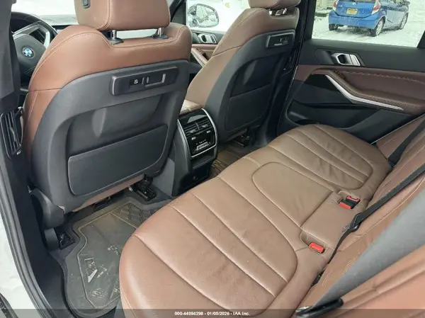 5UXCR6C53KLK82857 2019 BMW X5 - Image 8