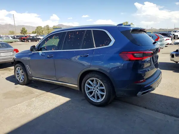 5UXCR6C53KLK85256 2019 BMW X5 - Image 2