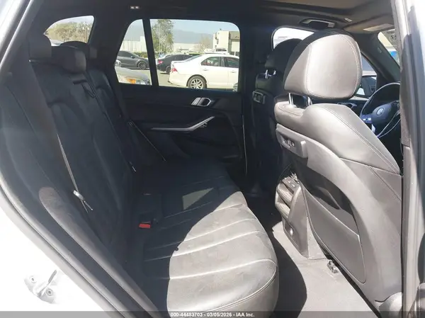 5UXCR6C53KLK85421 2019 BMW X5 - Image 8