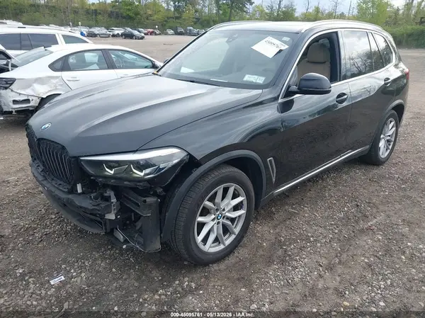5UXCR6C53KLK87623 2019 BMW X5 - Image 2