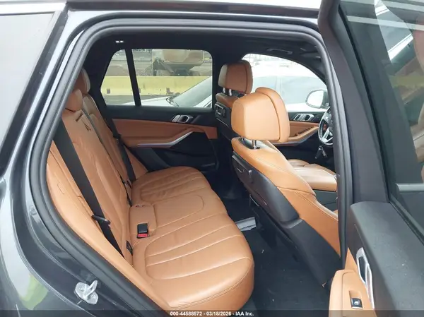 5UXCR6C53KLK88352 2019 BMW X5 - Image 8