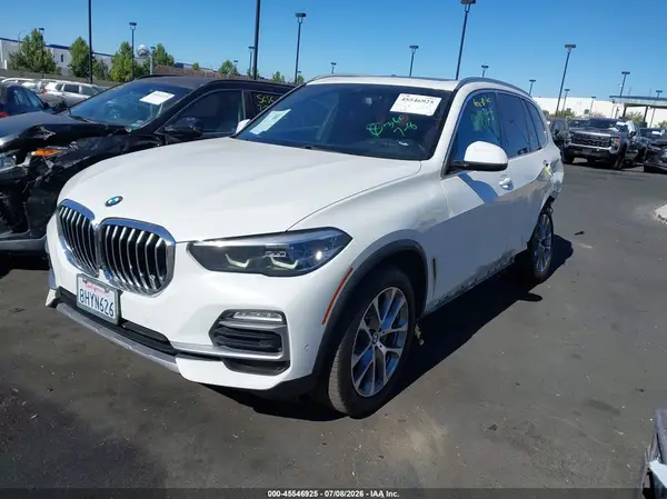 5UXCR6C53KLK88559 2019 BMW X5 - Image 2