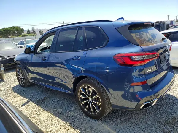 5UXCR6C53KLK89288 2019 BMW X5 - Image 2