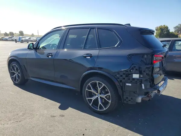 5UXCR6C53KLL06381 2019 BMW X5 - Image 2