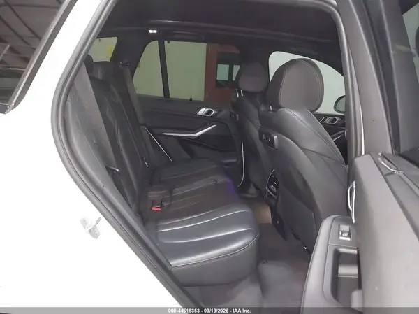5UXCR6C53KLL06963 2019 BMW X5 - Image 8