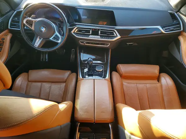 5UXCR6C53KLL10401 2019 BMW X5 - Image 8