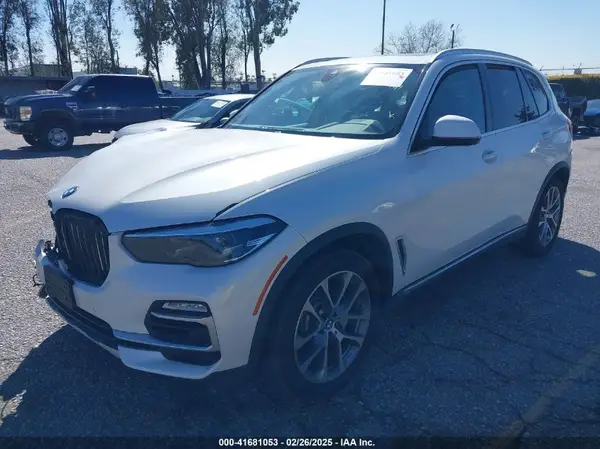 5UXCR6C53KLL11287 2019 BMW X5 - Image 2