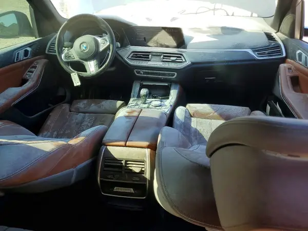 5UXCR6C53KLL12911 2019 BMW X5 - Image 8