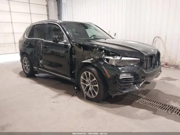 5UXCR6C53KLL14190 2019 BMW X5 - Image 1