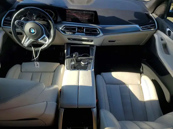5UXCR6C53KLL22709 2019 BMW X5 - Image 8