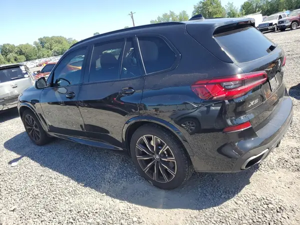 5UXCR6C53KLL25299 2019 BMW X5 - Image 2