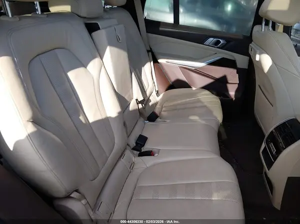 5UXCR6C53KLL26999 2019 BMW X5 - Image 8