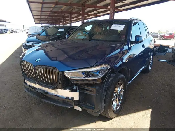 5UXCR6C53KLL27523 2019 BMW X5 - Image 2