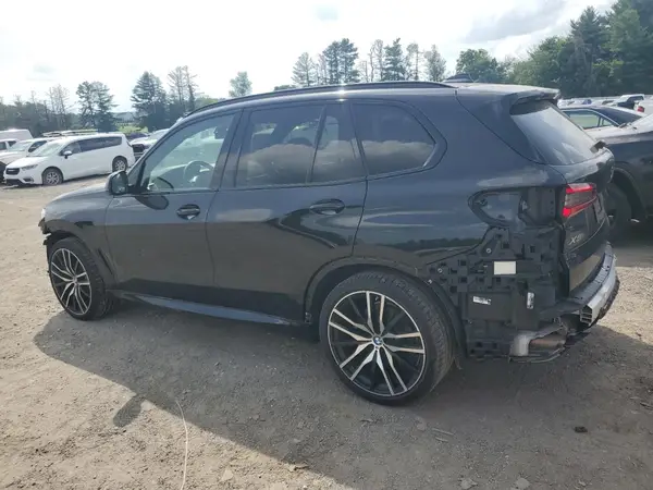 5UXCR6C53KLL37212 2019 BMW X5 - Image 2