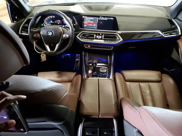 5UXCR6C53KLL38263 2019 BMW X5 - Image 8
