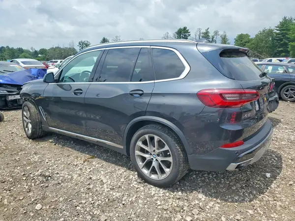 5UXCR6C53KLL53149 2019 BMW X5 - Image 2