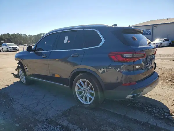 5UXCR6C53KLL61428 2019 BMW X5 - Image 2