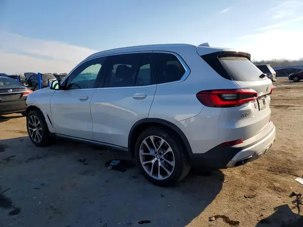 5UXCR6C54KLK79532 2019 BMW X5 - Image 2
