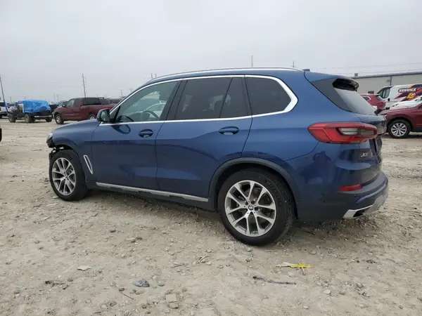 5UXCR6C54KLK79885 2019 BMW X5 - Image 2