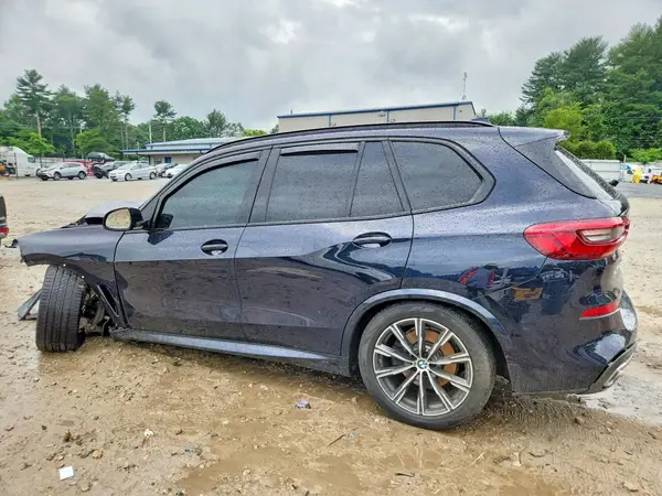 5UXCR6C54KLK80583 2019 BMW X5 - Image 2