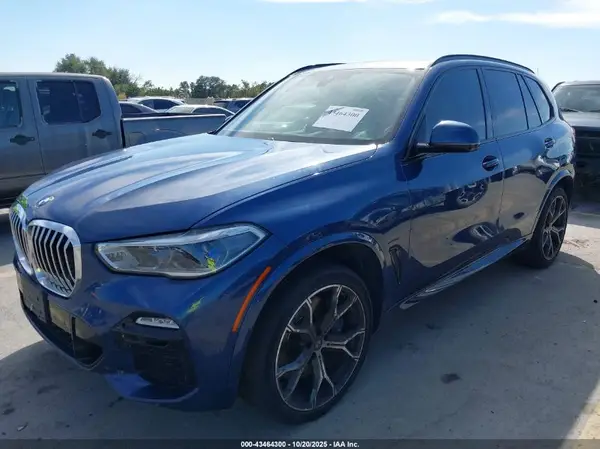 5UXCR6C54KLK84438 2019 BMW X5 - Image 2