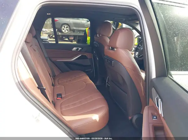 5UXCR6C54KLK84908 2019 BMW X5 - Image 8
