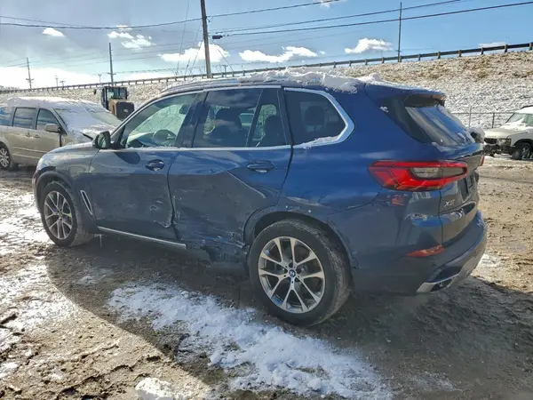 5UXCR6C54KLL03182 2019 BMW X5 - Image 2