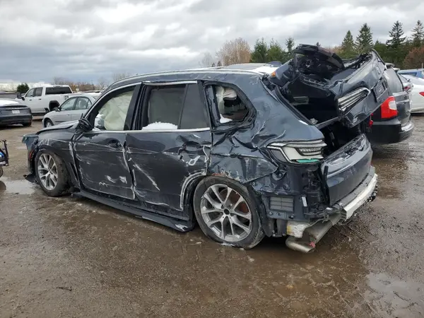 5UXCR6C54KLL03957 2019 BMW X5 - Image 2