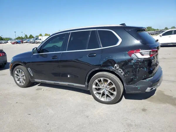5UXCR6C54KLL04266 2019 BMW X5 - Image 2