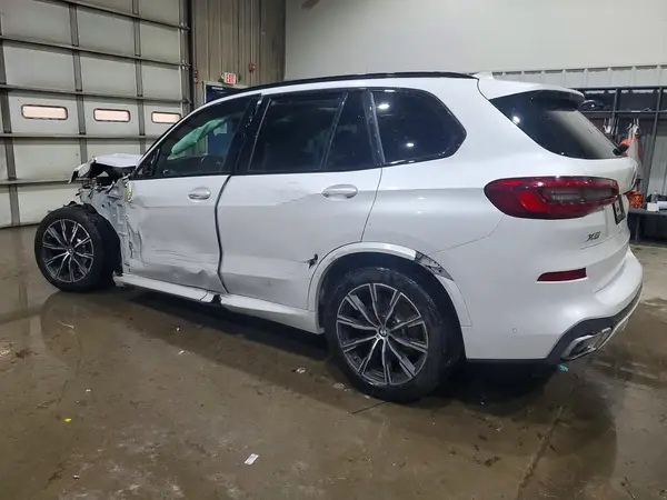 5UXCR6C54KLL06194 2019 BMW X5 - Image 2