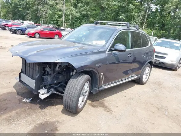 5UXCR6C54KLL08978 2019 BMW X5 - Image 2