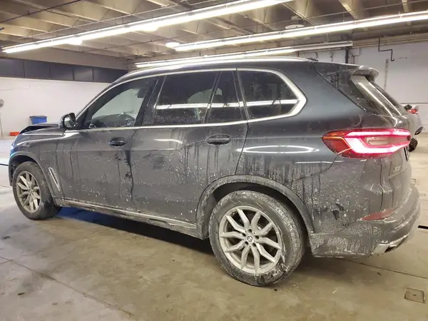 5UXCR6C54KLL11475 2019 BMW X5 - Image 2