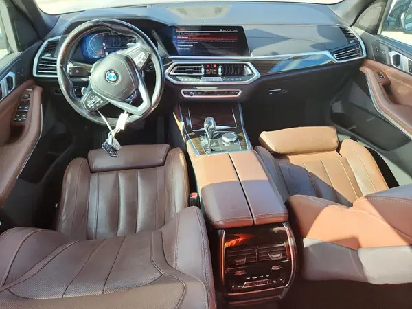 5UXCR6C54KLL11508 2019 BMW X5 - Image 8
