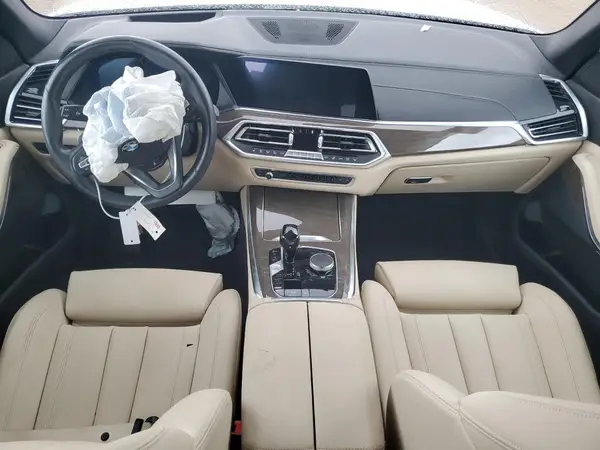 5UXCR6C54KLL12416 2019 BMW X5 - Image 8