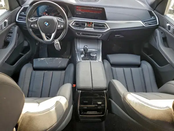 5UXCR6C54KLL14599 2019 BMW X5 - Image 8