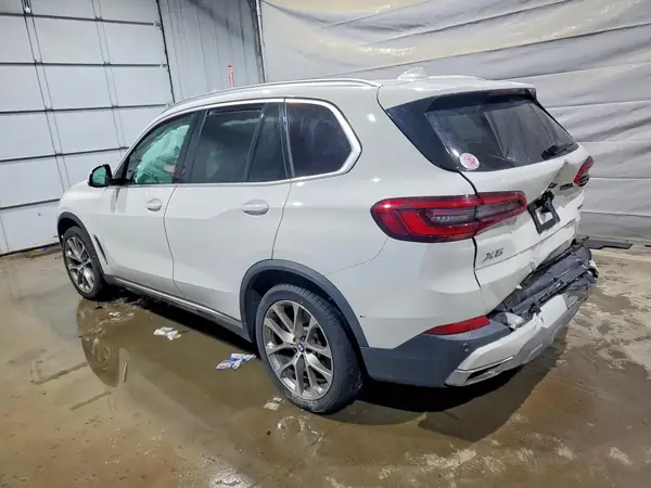 5UXCR6C54KLL21830 2019 BMW X5 - Image 2