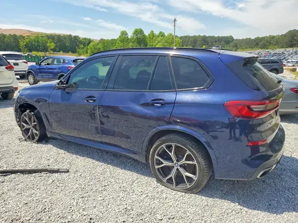 5UXCR6C54KLL36280 2019 BMW X5 - Image 2