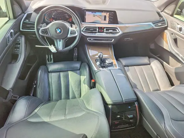5UXCR6C54KLL37865 2019 BMW X5 - Image 8