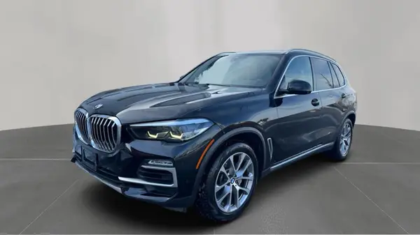 5UXCR6C54KLL39566 2019 BMW X5 - Image 2
