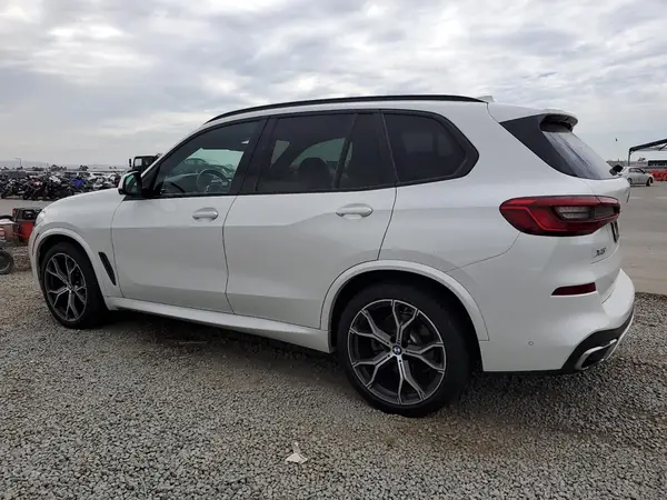 5UXCR6C54KLL51295 2019 BMW X5 - Image 2