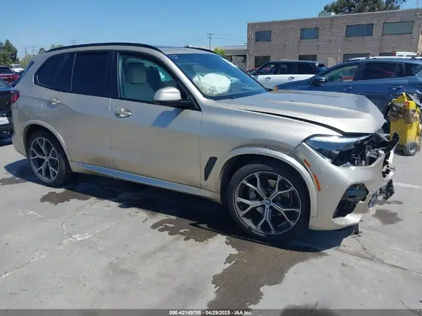 5UXCR6C54KLL62006 2019 BMW X5 - Image 1