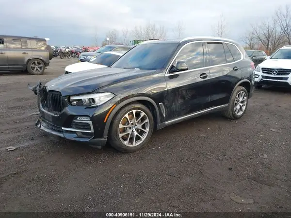 5UXCR6C55KLB12289 2019 BMW X5 - Image 2