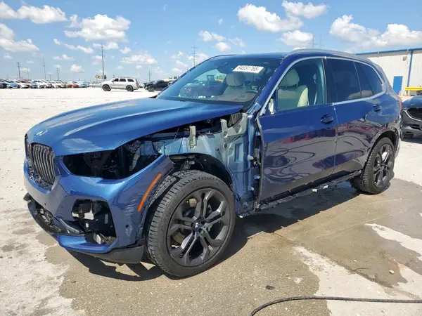 5UXCR6C55KLK79698 2019 BMW X5 - Image 1