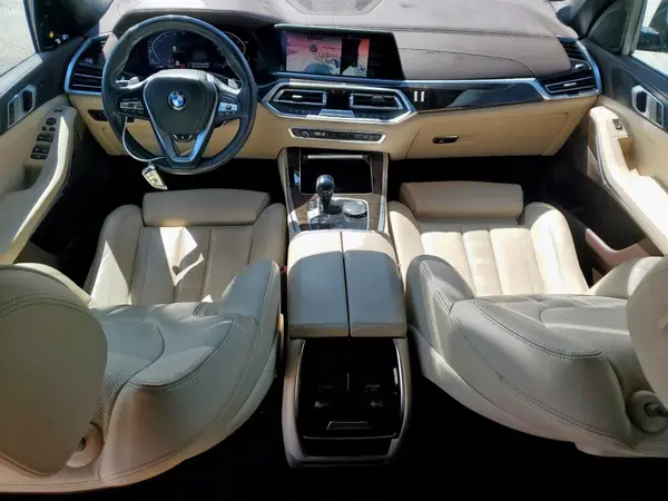 5UXCR6C55KLK79698 2019 BMW X5 - Image 8