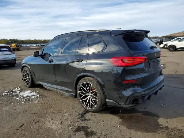 5UXCR6C55KLK80382 2019 BMW X5 - Image 2