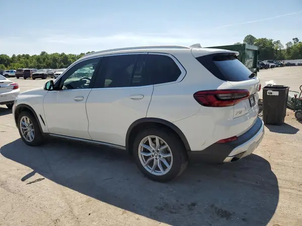 5UXCR6C55KLK80785 2019 BMW X5 - Image 2