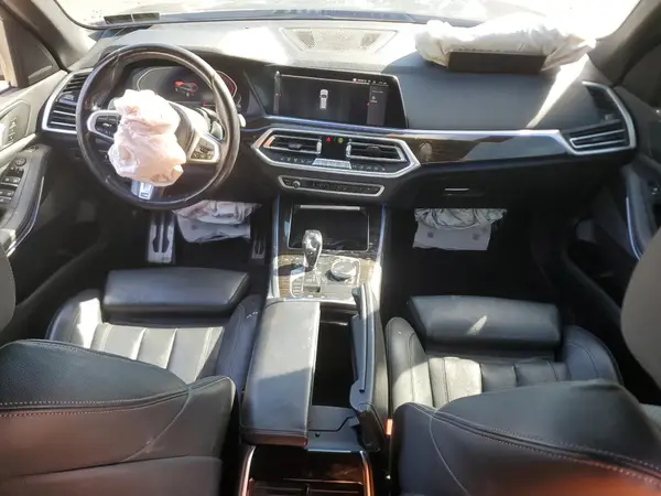 5UXCR6C55KLK82648 2019 BMW X5 - Image 8