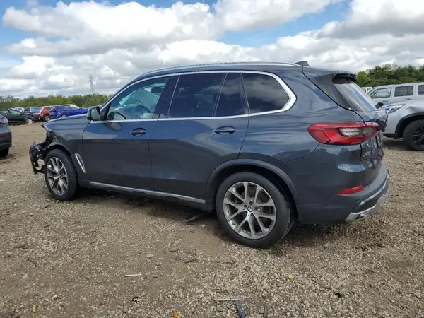 5UXCR6C55KLL04938 2019 BMW X5 - Image 2
