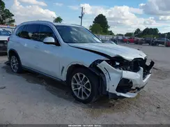 5UXCR6C55KLL07449 2019 BMW X5